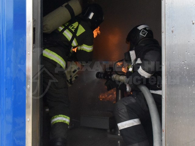 Тренировка пожарных в ПТС Уголёк
