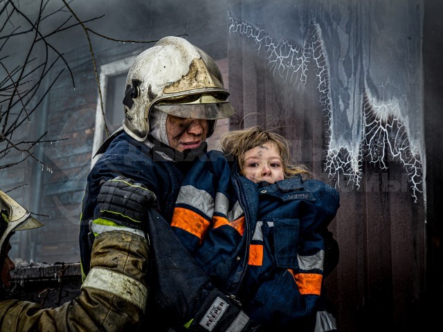 Спасение ребёнка на пожаре