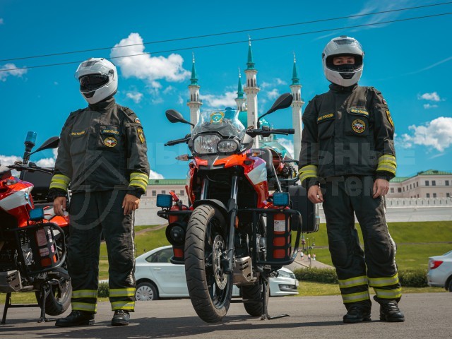 Выставка пожарно-спасательной техники